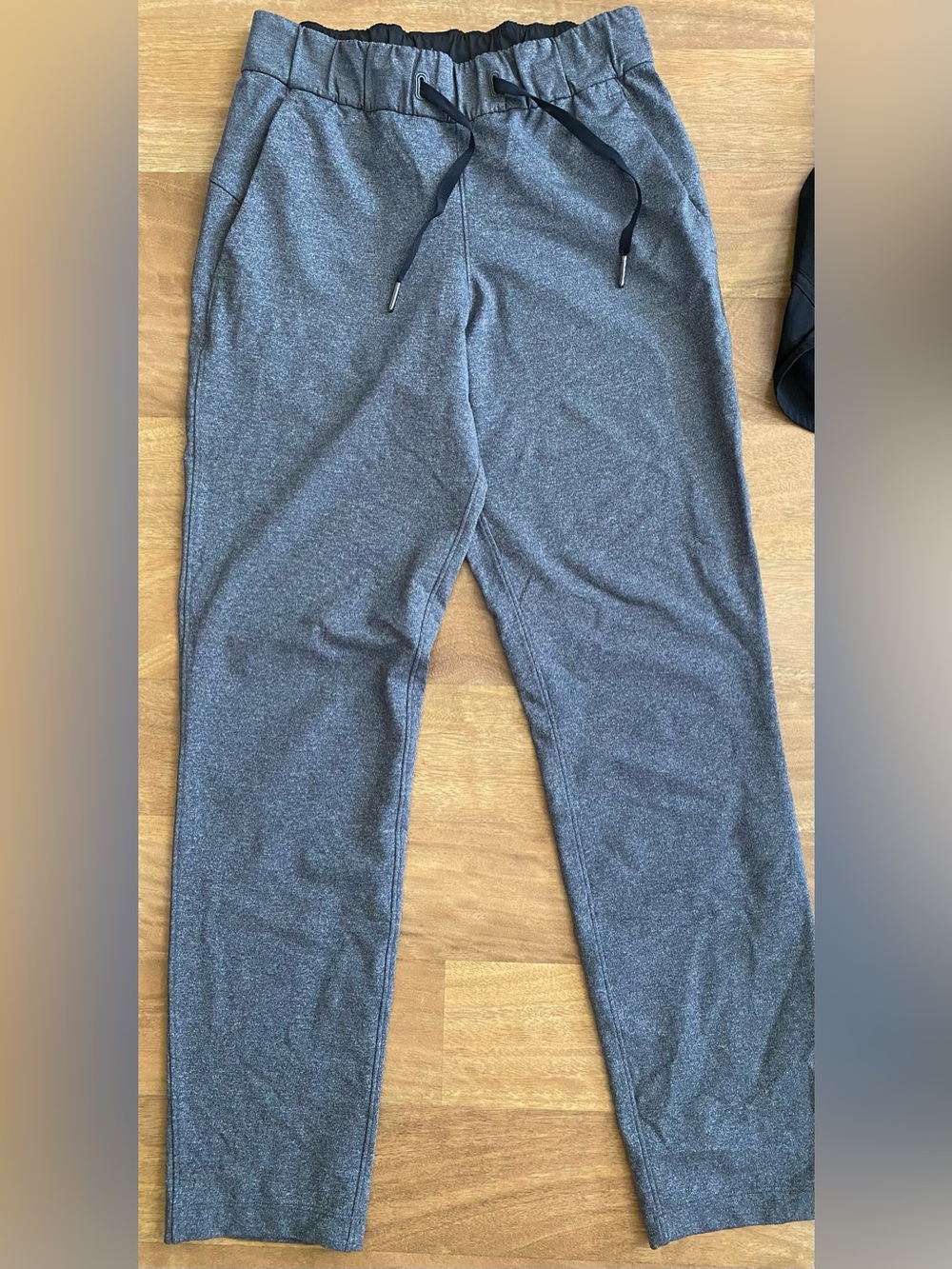 lululemon athletica Women Heather Gray Track Joggers size 2